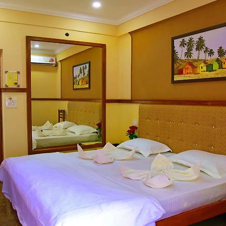 Summerville Beach Resort Candolim Dış mekan fotoğraf