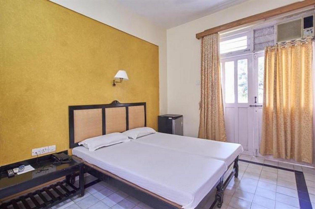 Summerville Beach Resort Candolim Dış mekan fotoğraf