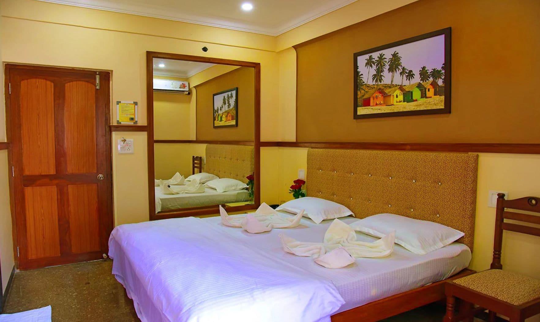 Summerville Beach Resort Candolim Dış mekan fotoğraf