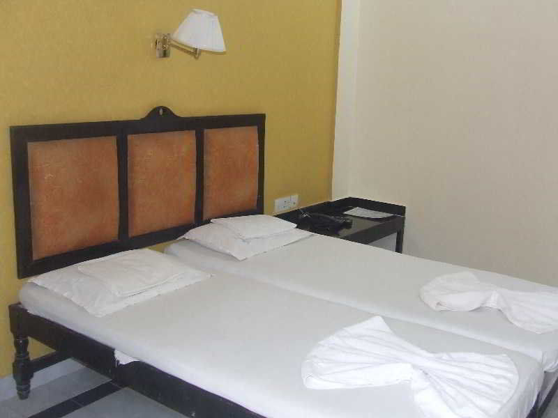 Summerville Beach Resort Candolim Dış mekan fotoğraf